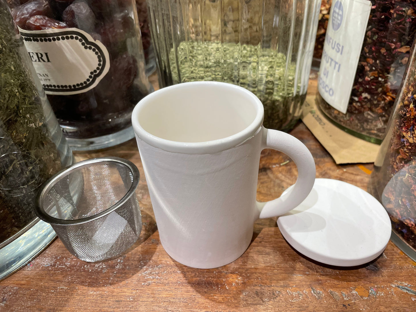 TAZZA IN ARGILLA BIANCA