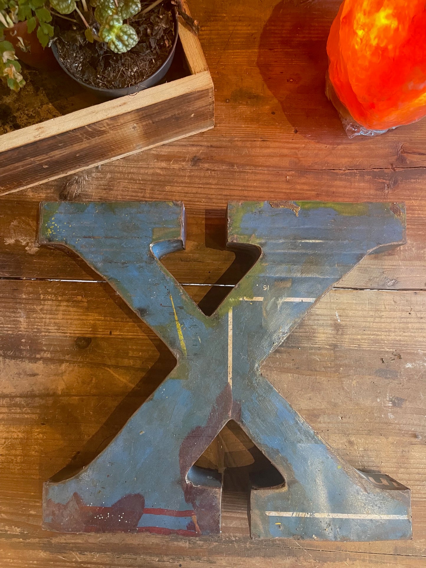LETTERA IN LATTA "X"